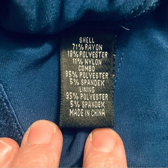 Adrianna Papell Beautiful Dark Blue Dress - Picture 6 of 10